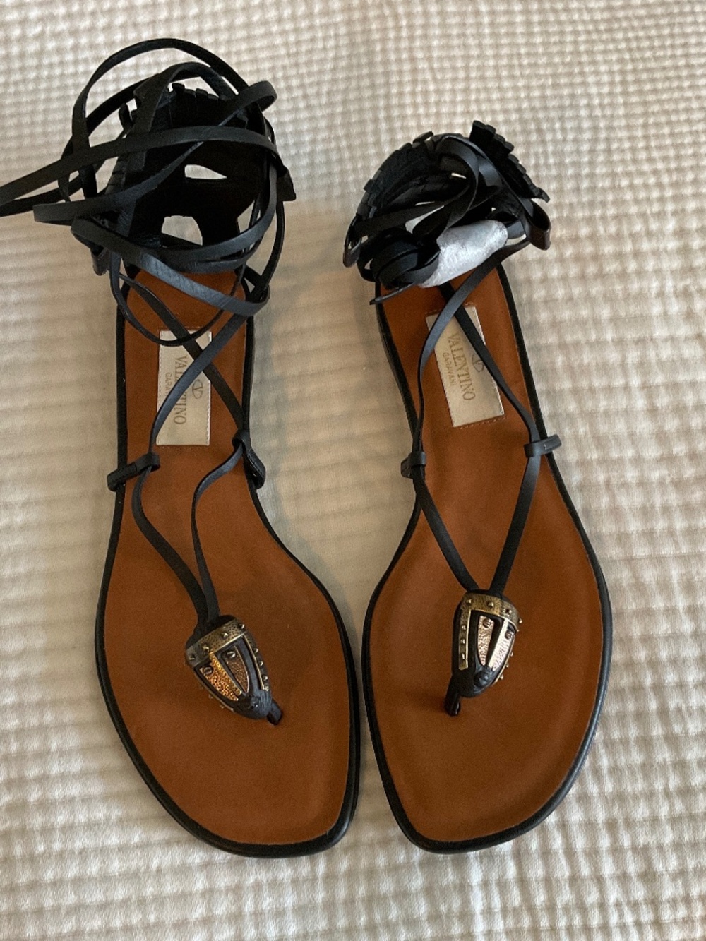 Valentino Garavani Never Used